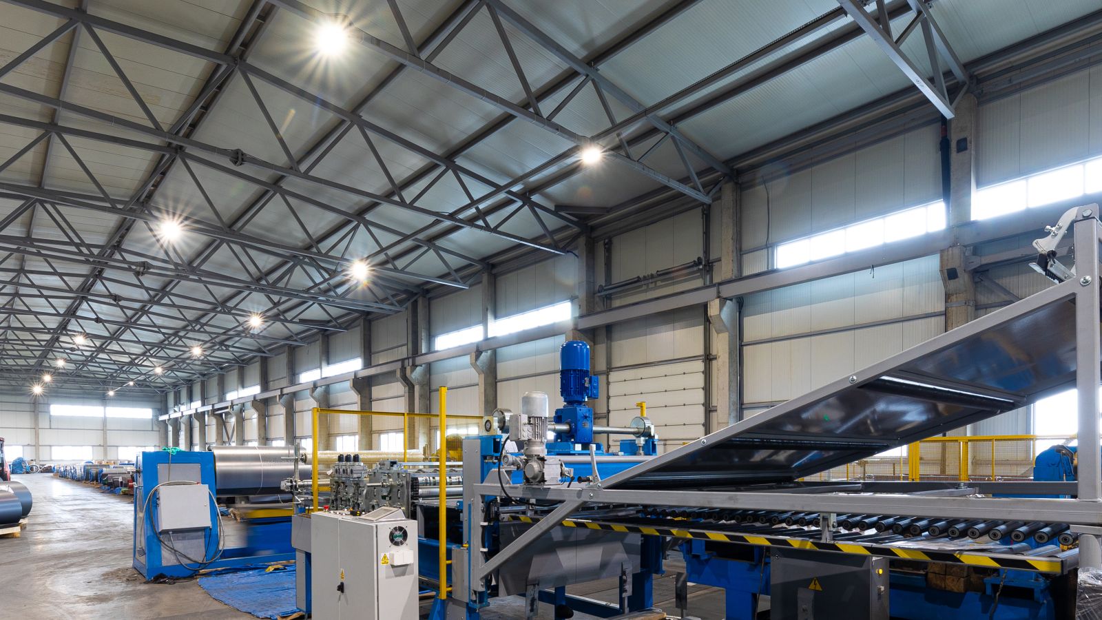 Automatisierte Produktionslinie für Solarsilizium Bild einer automatisierten Produktionslinie für Solarsilizium