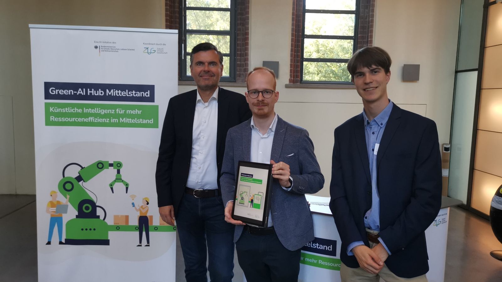 Vorstellung des Green-AI Hub Hintergrundpapiers Vorstellung des Green-AI Hub Hintergrundpapiers